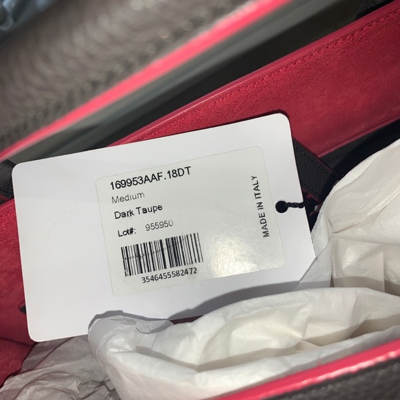 Authentic Céline Luggage tote. New With tags - Picture 2 of 8